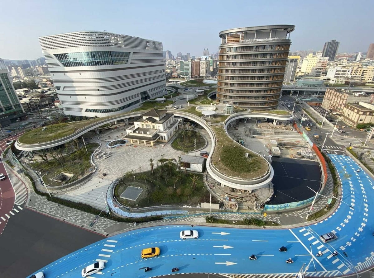 지난해말 완공된 가오슝 중앙역 역사. 사진=차이나타임스