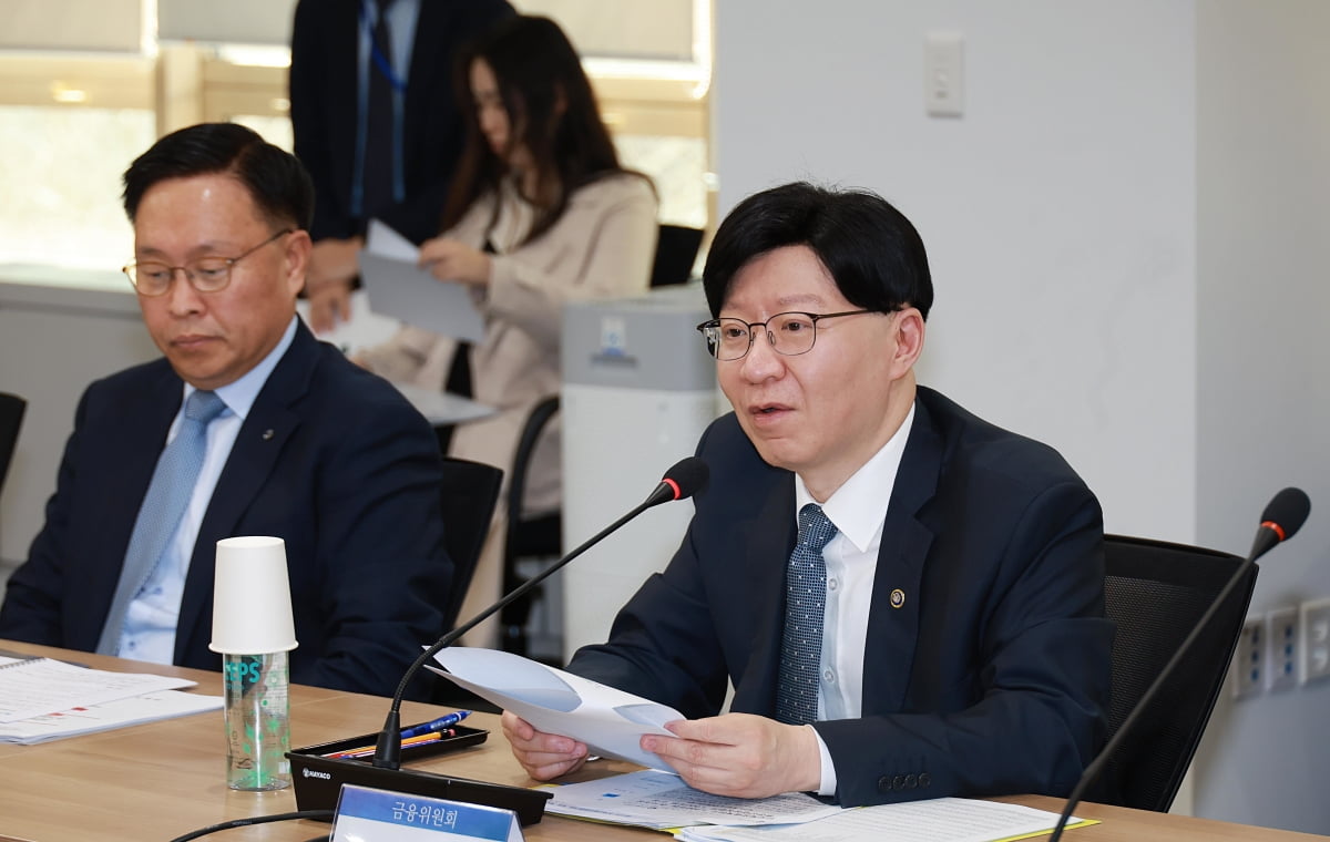 ESG 공시 일정 미뤄금융위 로드맵 재검토