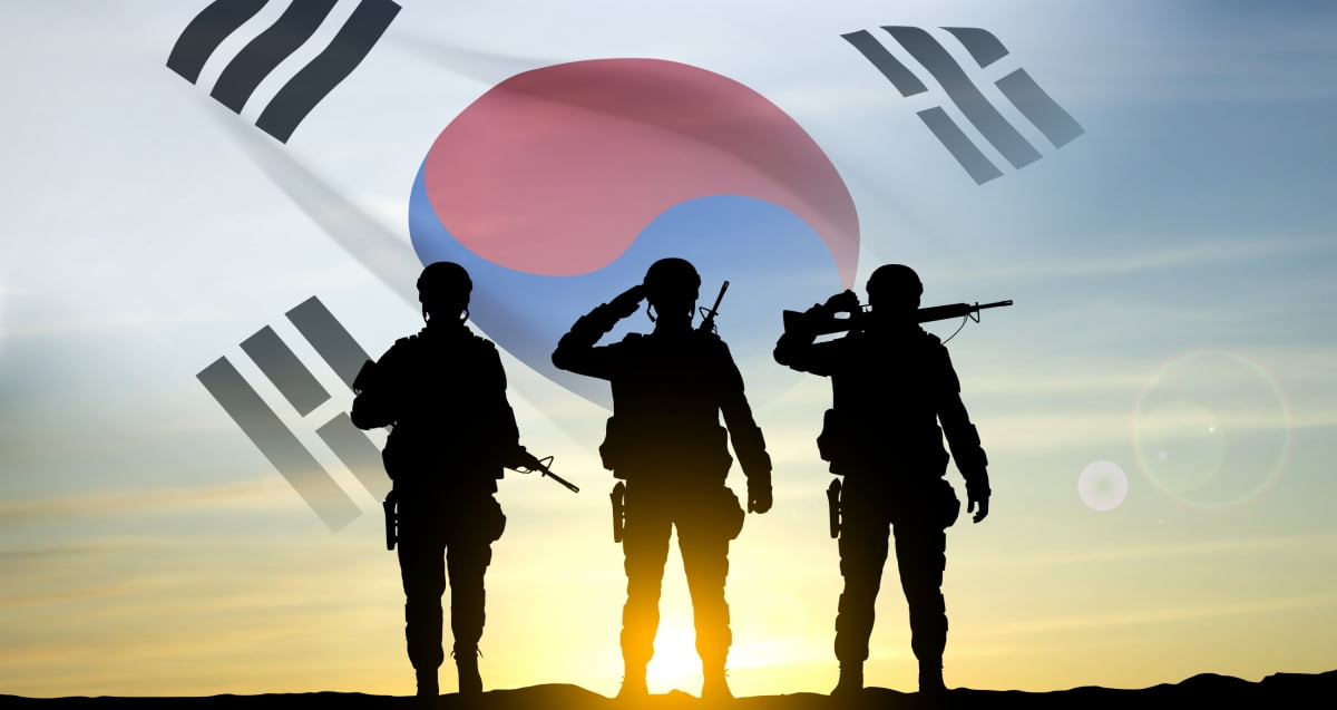 국방 안보의 미래, 인력의 다양성에 달려 있다 [김홍유의 산업의 窓]