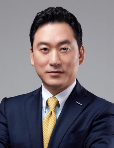 PF 1세대에서 IMA 1호 도전까지…김성환 한투증권 대표의 확장 전략[2025 파워금융인30]
