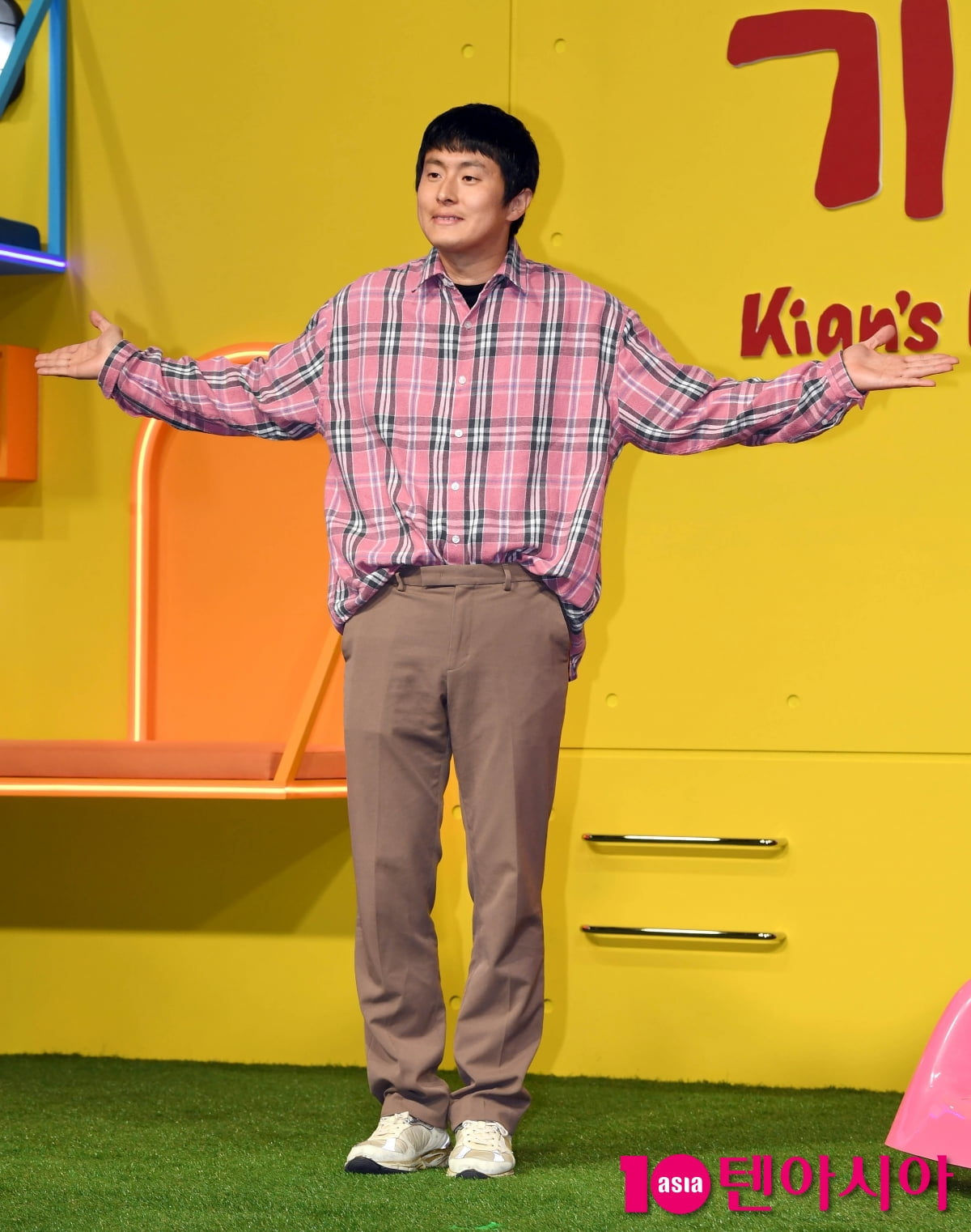 기안84, 원초적인 포토타임[TEN포토+]