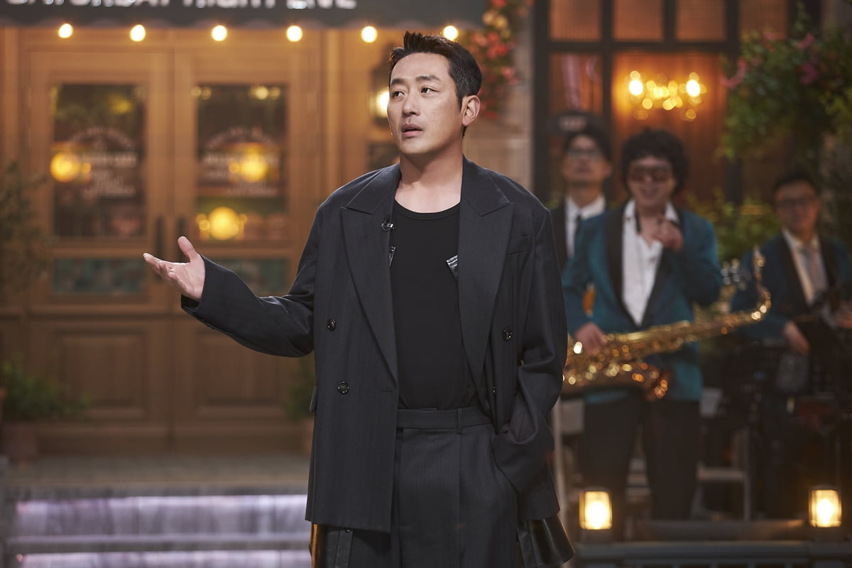 하정우, 다 내려놓더니 뜻밖에 '화제성 끝판왕'…전천후 '로비'→열혈 'SNL7'