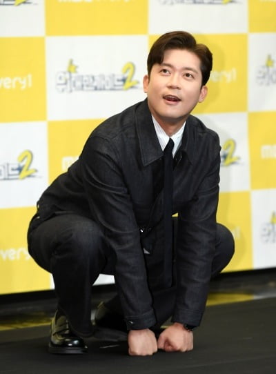 '출연료 150배' 김대호, 프리 선언→MC몽 소속사 계약 속사정 밝힌다…"밥그릇 싸움" ('전현무계획2')