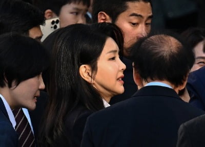 [속보] 서울고검, 김건희 '도이치모터스 무혐의' 재수사 결정