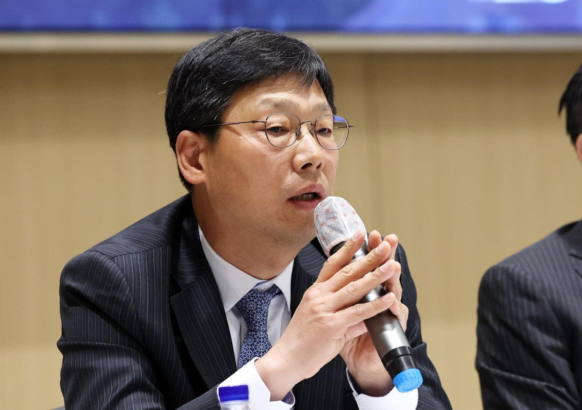 손호성 고려대학교 의무기획처장이 14일 서울 성북구 고려대학교 SK미래관 최종현홀에서 열린 개교 120주년 및 취임 2주년 총장 초청 기자간담회에서 취재진의 의대생 복귀 관련 질문에 답변하고 있다. /사진=뉴스1
