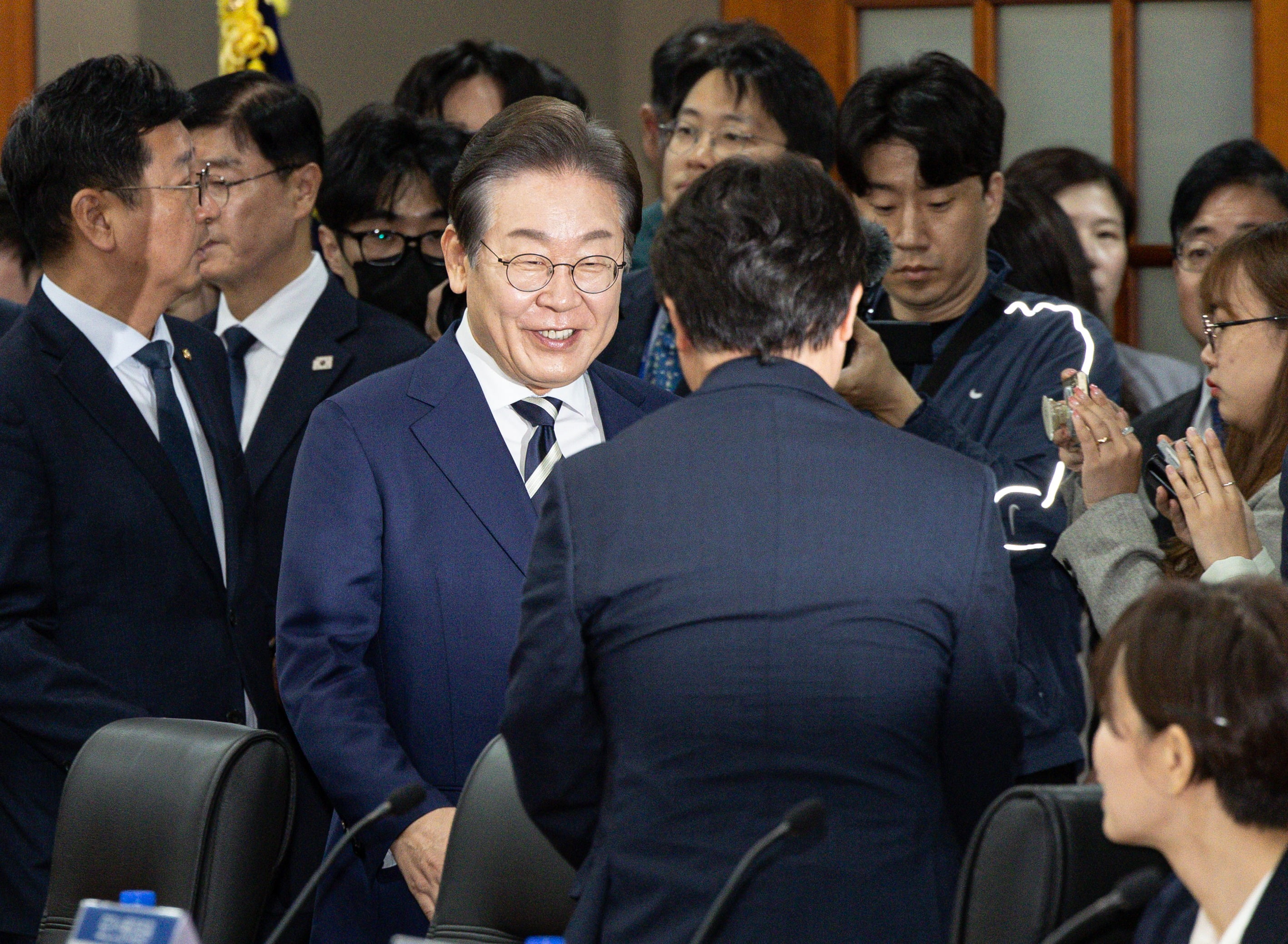 이재명 50% 첫 돌파…김문수 12.2%, 한동훈 8.5%, 홍준표 7.5%