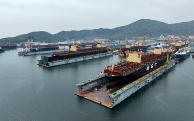 '산은 블록딜'에 급락한 한화오션…반등은 언제? [선한결의 이기업 왜이래]