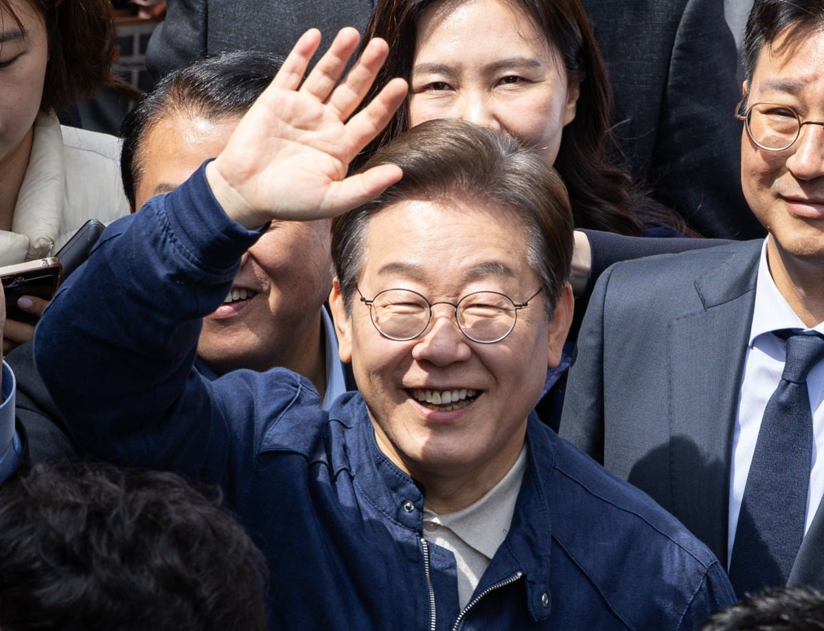 대법 판결에도 강원 찾은 이재명, "특별한 희생엔 특별한 보상을"