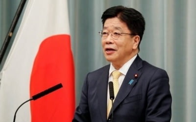깃털처럼 가벼운 日재무상, 3일 만에 발언 수정