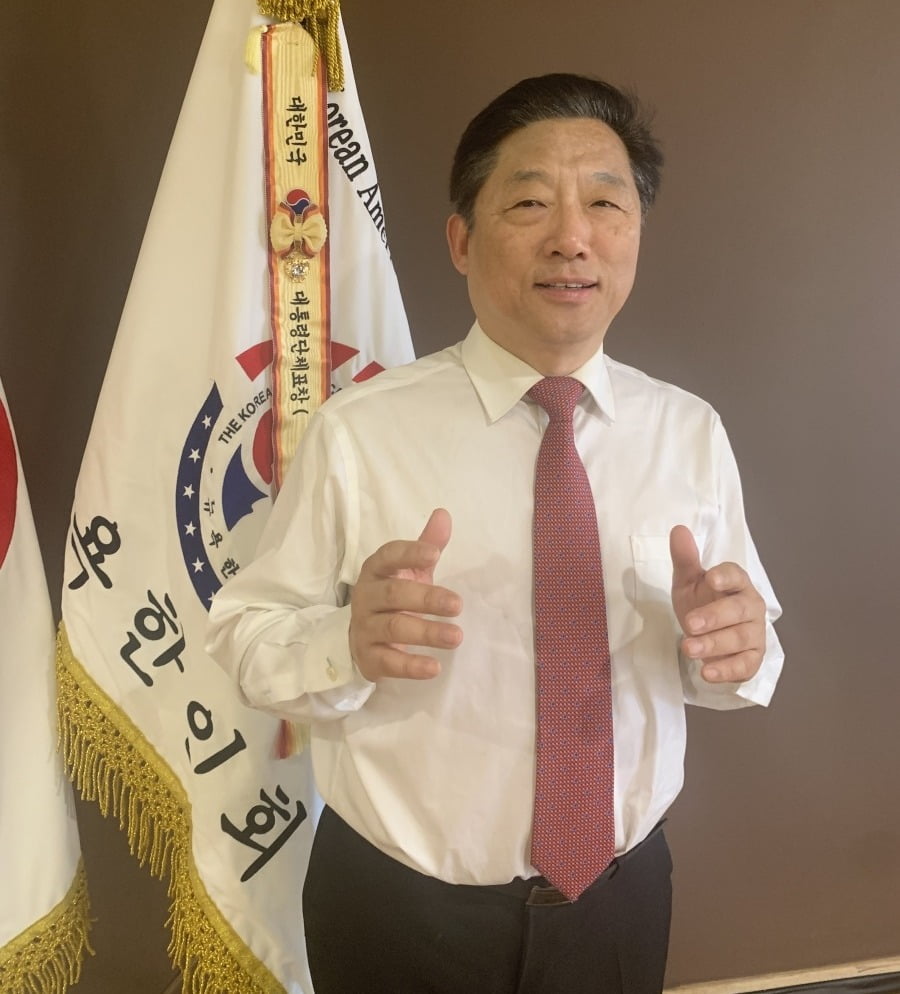 뉴욕한인회장 “중국계에 밀려나는 한인사회 위기…한인 위한 신용조합 만들 것”