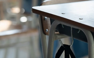 부산 초등생, 교사 폭행했는데…학생 부모는 되레 고소, 무슨 일?