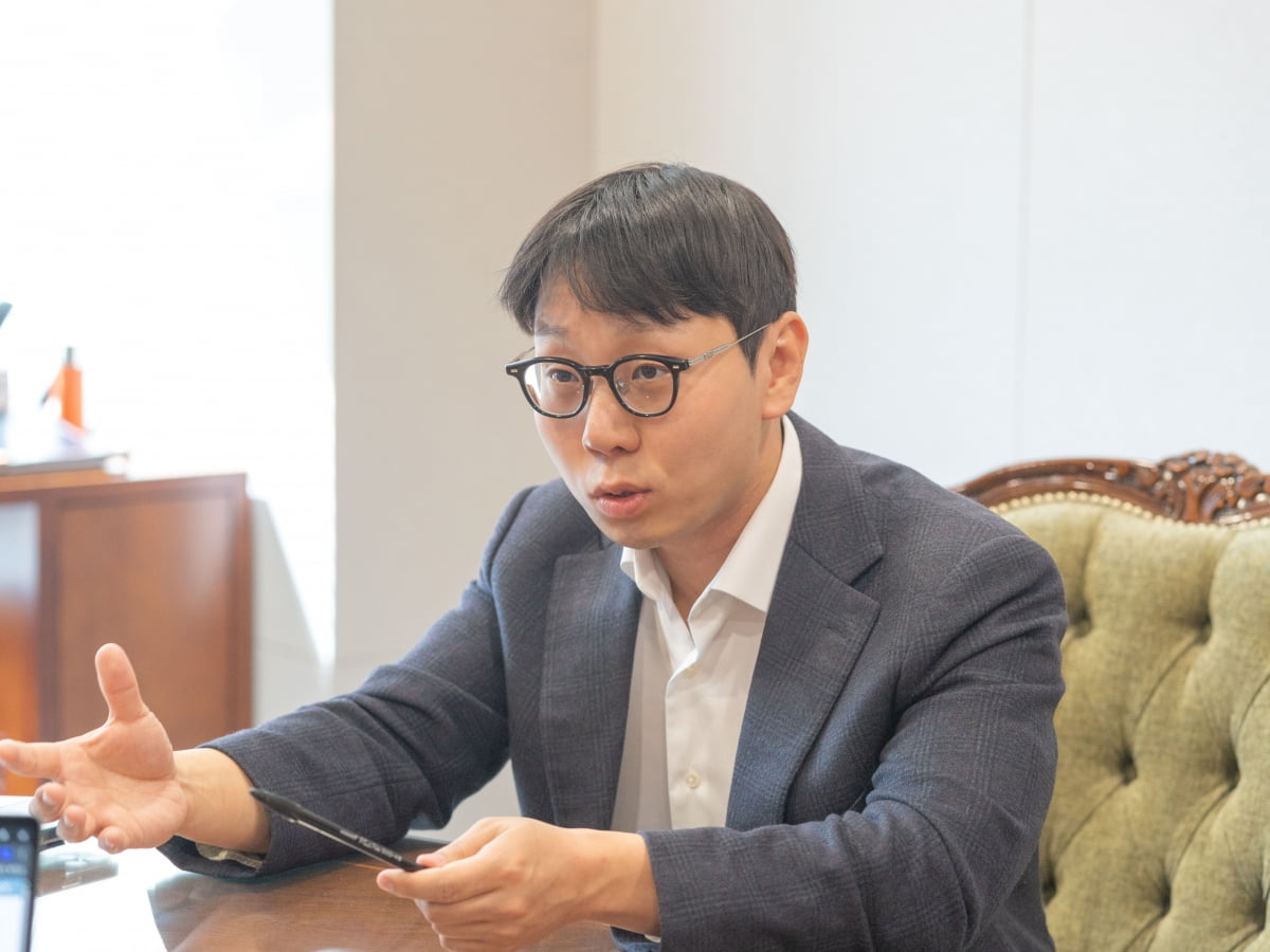 "K방산, 두 배는 더 뛸 수 있어…반도체 프리미엄 토토 유망"