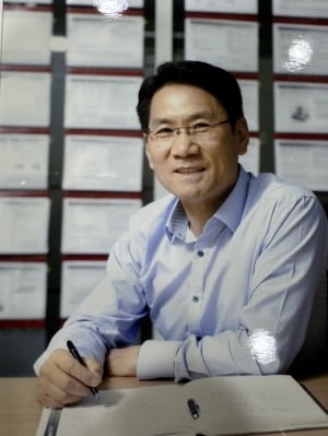 브이원텍, 김민 전 LG디스플레이 모듈센터장 각자대표 선임