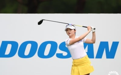이예원, 연장 끝 8강 진출…'디펜딩 챔프' 박현경 탈락