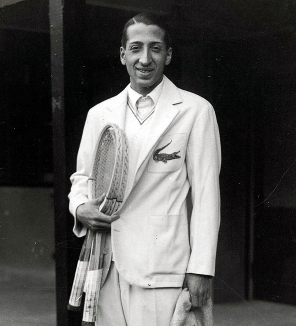 악어가 수놓인 재킷을 입은 르네 라코스트 (1920년대) / 사진출처. © RENÉ LACOSTE/GETTY IMAGES