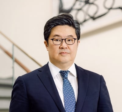 김병주 MBK 회장, 빌 클린턴 前 미 대통령과 서울서 회동