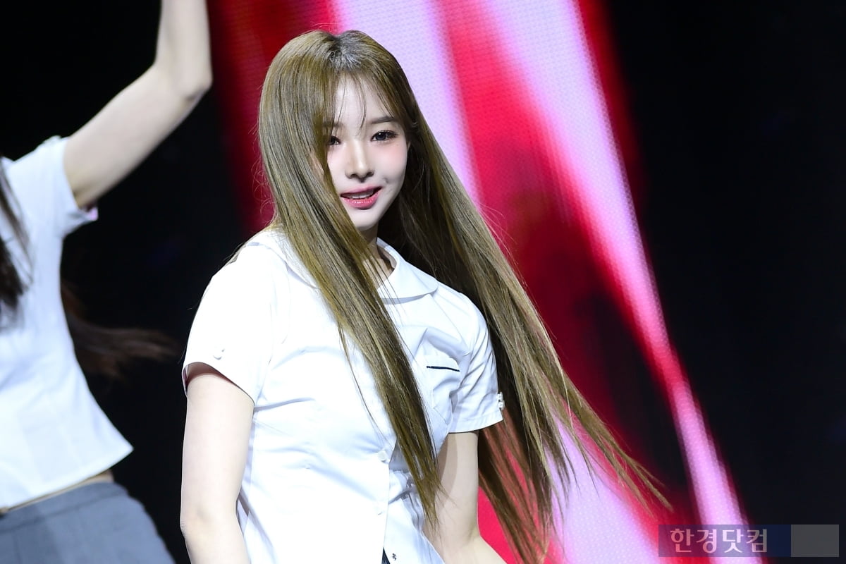 트리플에스, 하나이자 스물넷… '무대 가득 채우는 매력속으로' [입덕도우미]