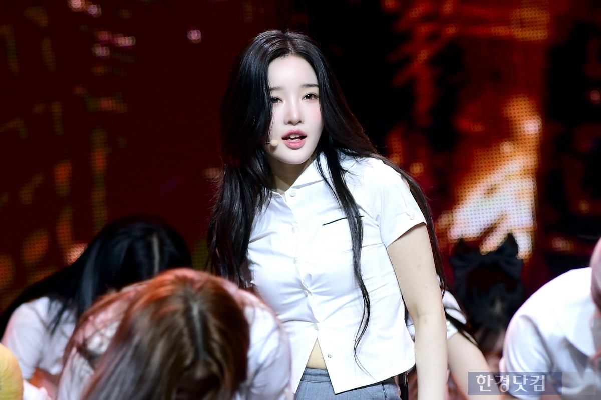 트리플에스, 하나이자 스물넷… '무대 가득 채우는 매력속으로' [입덕도우미]