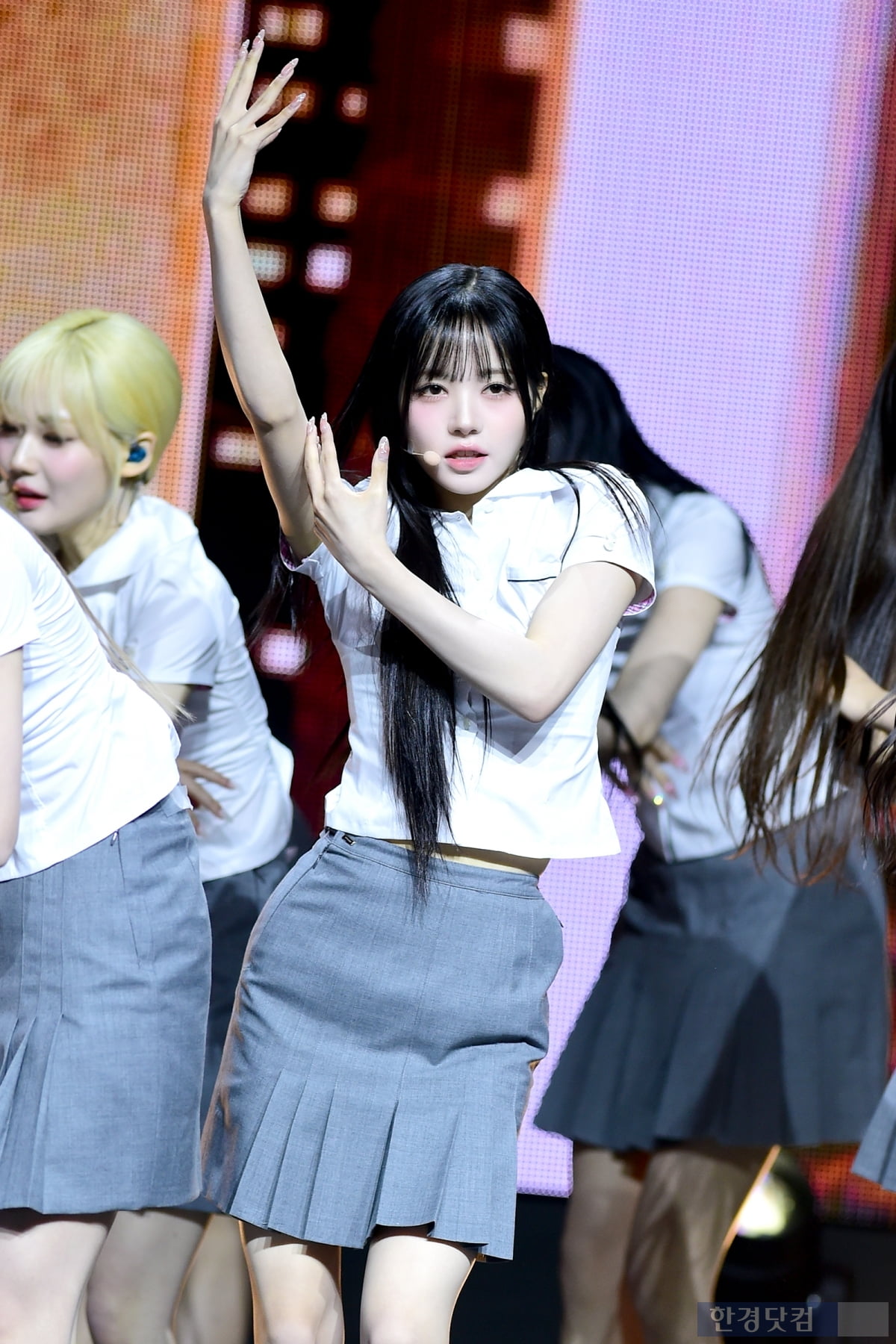 트리플에스, 하나이자 스물넷… '무대 가득 채우는 매력속으로' [입덕도우미]