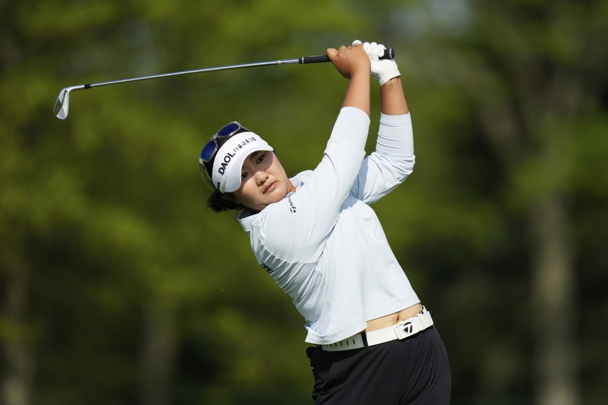 유해란이 지난 8일(현지시간) 미국여자프로골프(LPGA)투어 미즈호아메리카스오픈 1라운드 4번홀에서 티샷을 하고 있다. AP연합뉴스