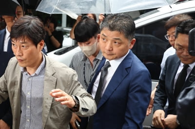 중국에 개인정보 넘겨 찍힌 카카오페이, 쓱페이 M&A 가능할까