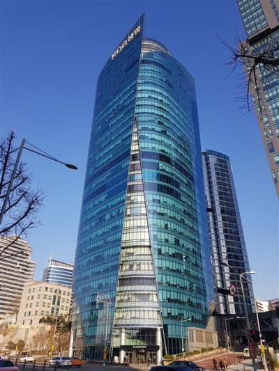 CJ올리브영, 서울역 우량 오피스 'KDB생명타워' 딜 클로징