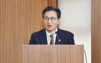 바이오 투자 美 1029억달러 vs 韓 9억달러…김범석 1차관 "패권국 전략 찾아야"