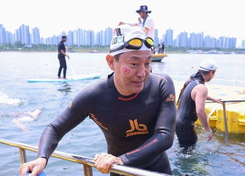 1km 코스 완주한 오세훈 시장. /사진=연합뉴스