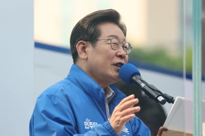 이재명 "아들 댓글 성적 표현처럼 조작"…이준석에 '맹폭'