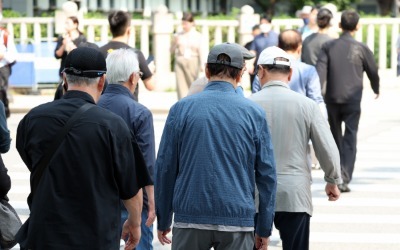 "노인 연령 65세 아닌 70세?"…연금·정년·무임승차 '손보자' [남정민의 정책 레시피]