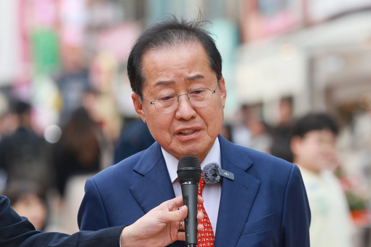 김문수, 홍준표에 손편지 보낸다…'하와이 특사단' 파견해 설득