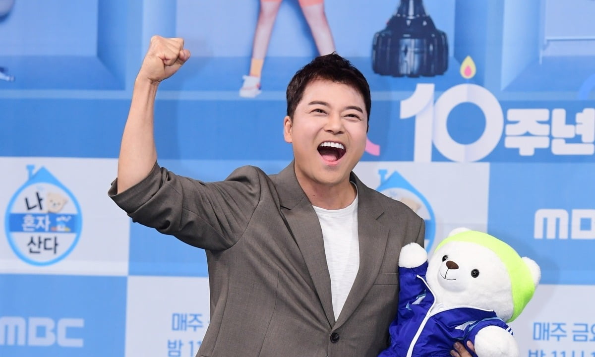 방송인 전현무 사진=한경DB