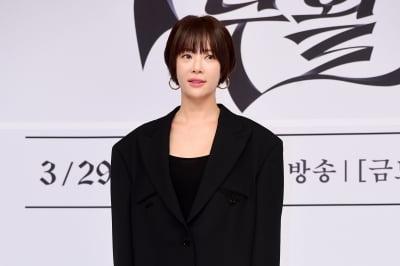 '회삿돈 42억 빼내 코인 투자'…황정음, 결국 입 열었다 [전문]