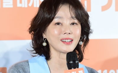김성령처럼 목소리가 떨린다면…