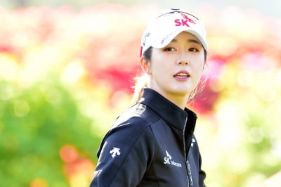 [포토] 김재희, '따사로운 햇살 받으며 출발'