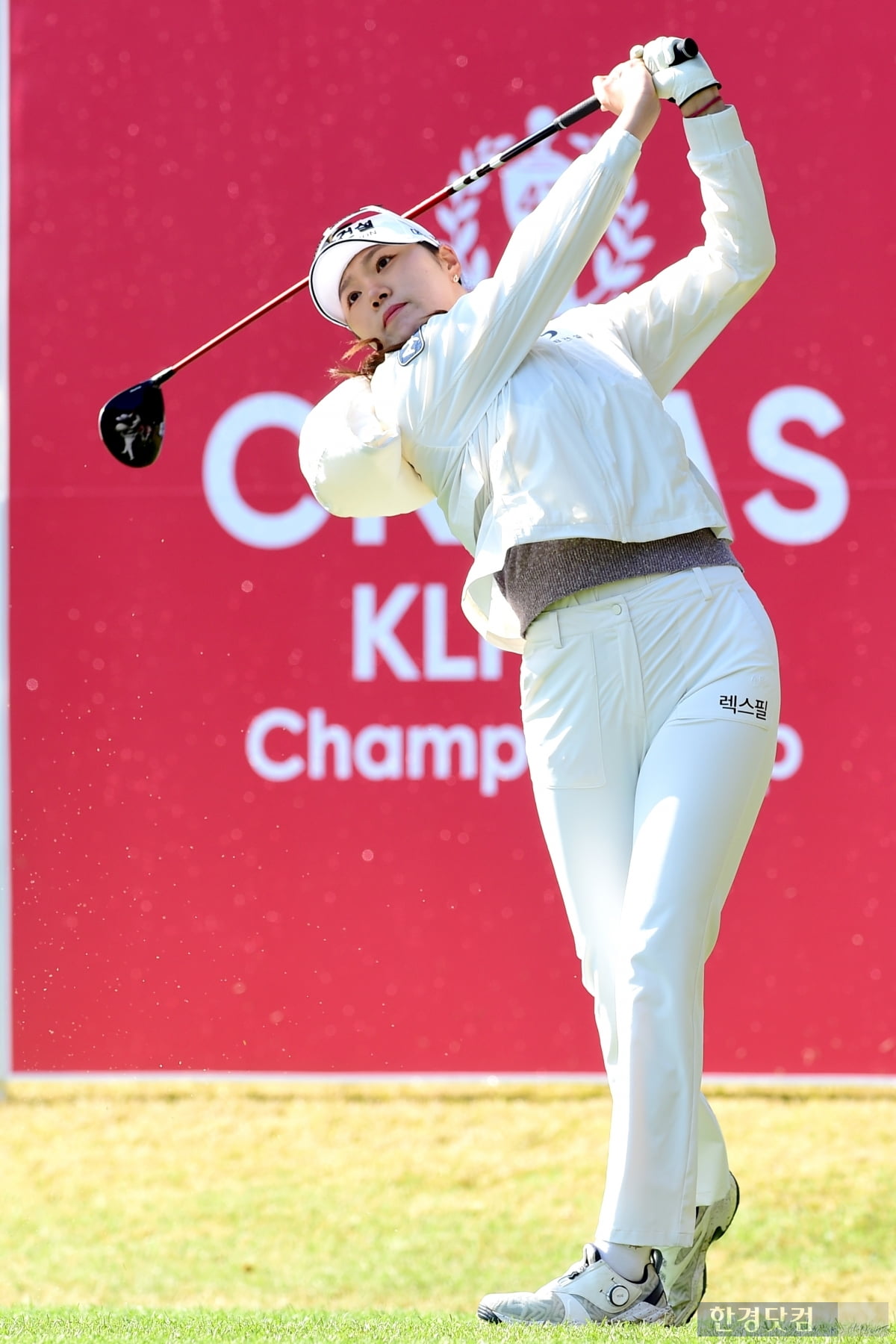 [포토] 김민선, '지난주 우승 기운 이어가자'