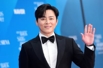 [포토] 조정석, '부드러운 모습에 눈길~'