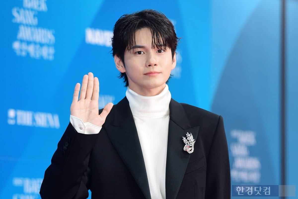 [포토] 옹성우, '팬들 반하게 만드는 멋진 남자'