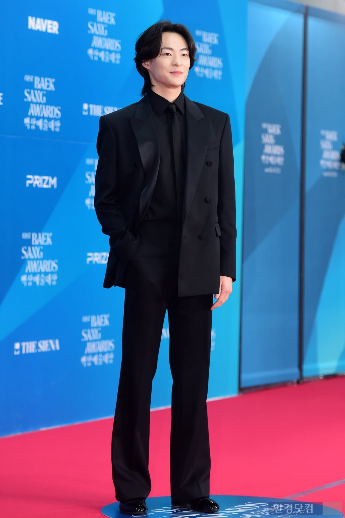 [포토] 송건희, '부드러운 미소에 팬들 심쿵'