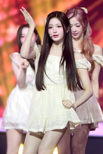 [포토] 트리플에스 주빈, '귀여운 모습에 웨이브 심쿵'