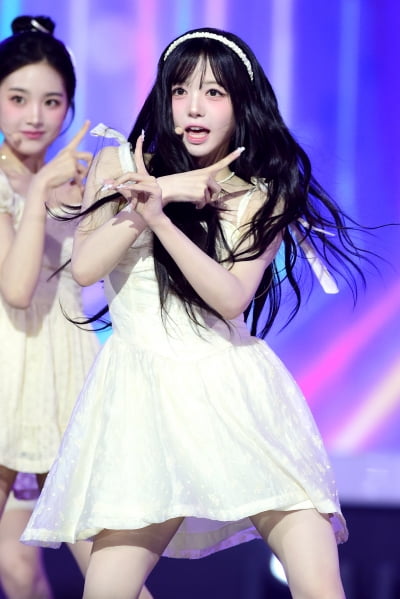 [포토] 트리플에스 김채원, '깨물어주고 싶은 깜찍함'