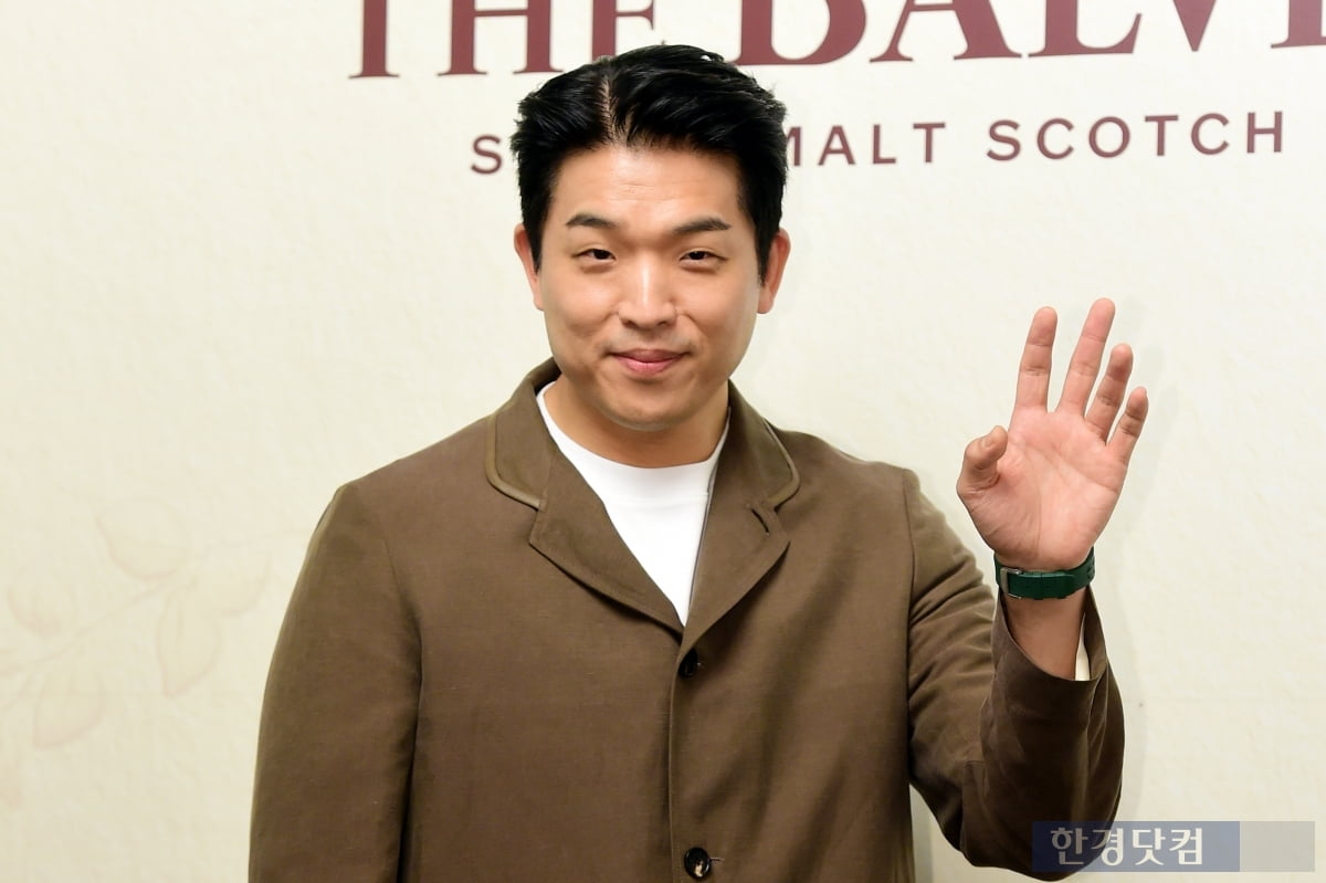 [포토] 안성재 셰프, '멋짐 가득한 모습에 눈길~'
