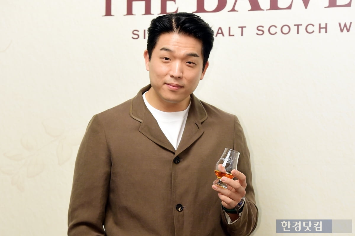 [포토] 안성재 셰프, '멋짐 가득한 모습에 눈길~'
