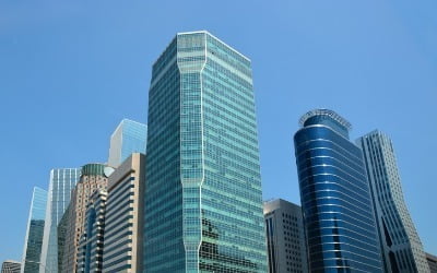 ETF 'fee의 혈투'…200兆 굴리는데 손에 쥐는게 없다?