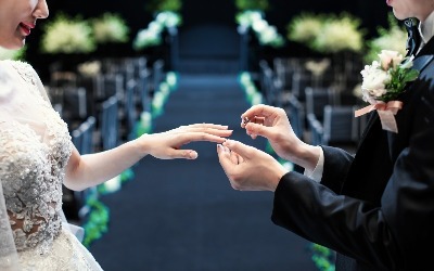 "가격 오르기 전 주문해도 소용 없어요"…예비부부들 '한숨'