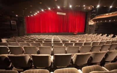 레프리 토토사이트 표값 고공행진…'20만원 시대' 초읽기
