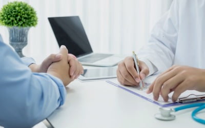 "국내 최고, ○○대상 수상" 광고한 그 병원…거짓말이었다