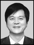 "소크라테스 '악법도 법' 말 안해"…강정인 서강대 명예교수 별세