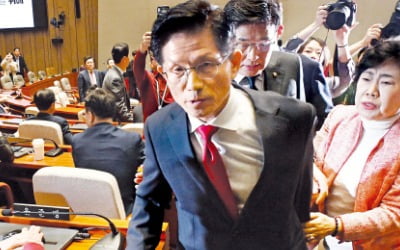 국힘, 대선후보 교체 돌입…"김문수 취소, 한덕수 등록"
