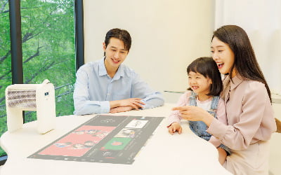 삼성전자, 터치 솔루션 탑재한 삼성 '더 프리미어 5' 프로젝터…일상을 스크린 속으로